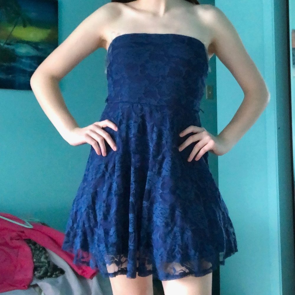 Blue strapless rose patterned lace dress